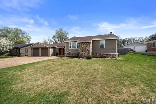 2794 Sedan Drive, St Louis, MO, 63125 | Card Image