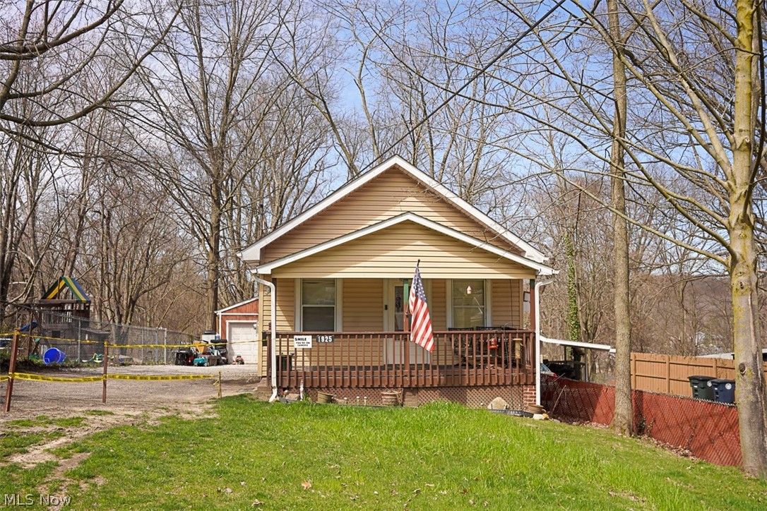 Pilgrim St, Akron, OH 44305