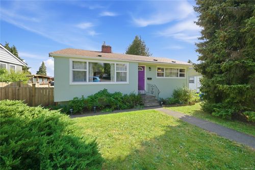 443 Aysgarth St, Nanaimo, BC, V9R1V7 | Card Image