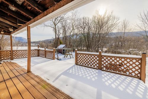 4991 Vt Route 313 W, Arlington, VT, 05250-8934 | Card Image