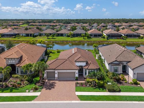 5365 Salcano St, Sarasota, FL, 34238-2161 | Card Image
