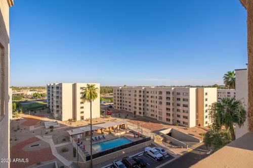 704-7950 E Camelback Rd, Scottsdale, AZ, 85251-2615 | Card Image