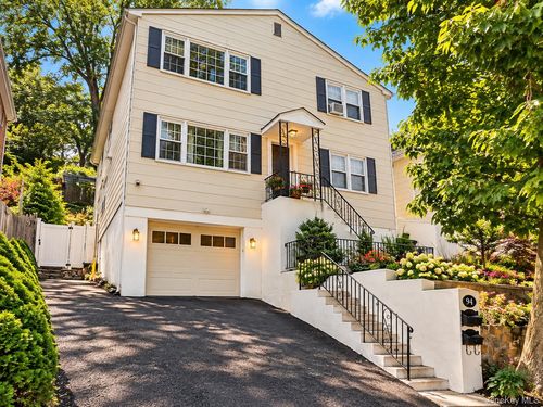 94 Washington Avenue N, North Castle, NY, 10603 | Card Image