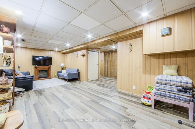 915 Harding St, House other with 3 bedrooms, 2 bathrooms and 3 parking in Whitby ON | Image 37