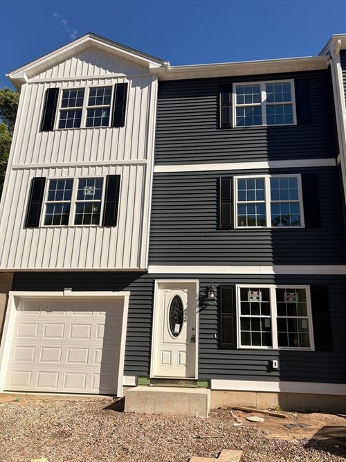 27-27 Ludlow Rd, South Hadley, MA, 01075-3052 | Card Image