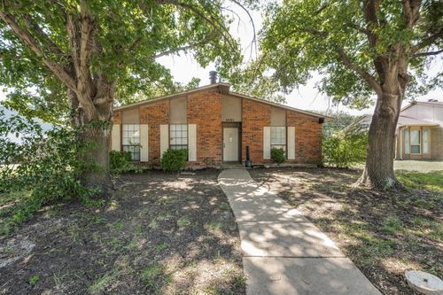3401 Pinion Dr, Plano, TX, 75023-7319 | Card Image