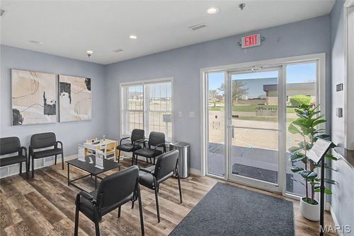 2441 Myra Dr, Cape Girardeau, MO, 63703-5803 | Card Image