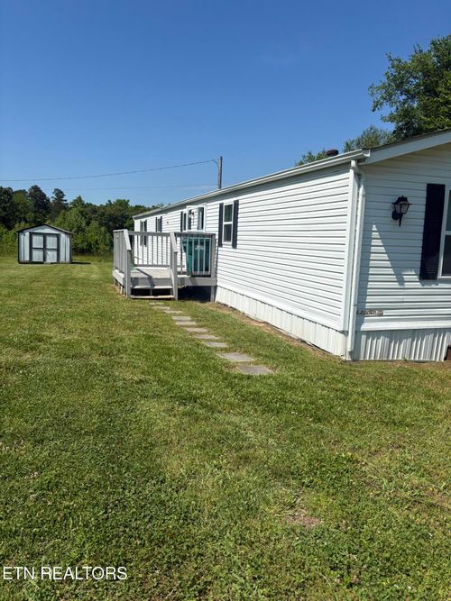 2858 W Buttermilk Rd, Lenoir City, TN, 37771 | Card Image