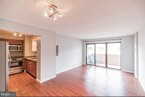 1009-1301 N Courthouse Rd, ARLINGTON, VA, 22201-2504 | Card Image