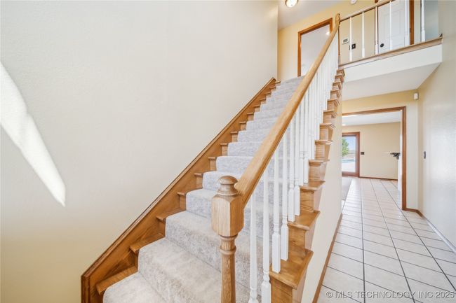 28002 Us 75 Hwy, House other with 4 bedrooms, 4 bathrooms and null parking in Ochelata OK | Image 28