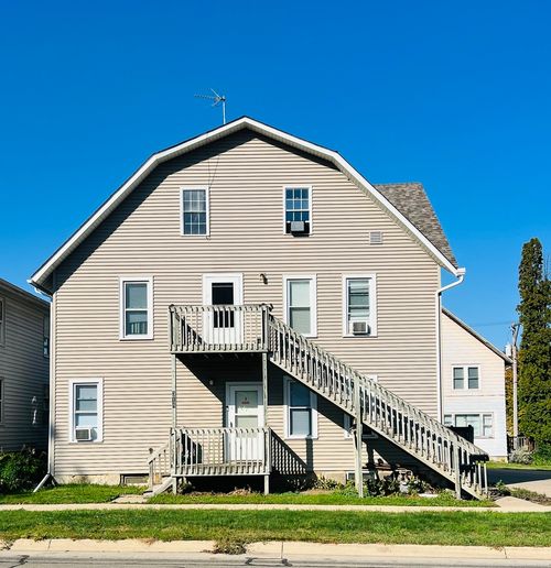 318 North Main Street, Maquoketa, IA, 52060 | Card Image