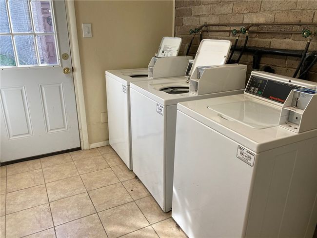 206 - 200 Kellywood Mnr, Condo with 1 bedrooms, 1 bathrooms and null parking in New Kensington PA | Image 18