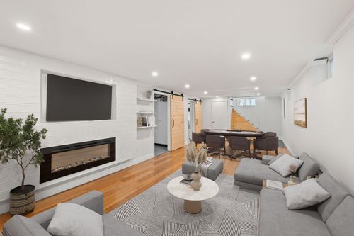 3643 Lyndale Ave S, Minneapolis, MN, 55409-1103 | Card Image