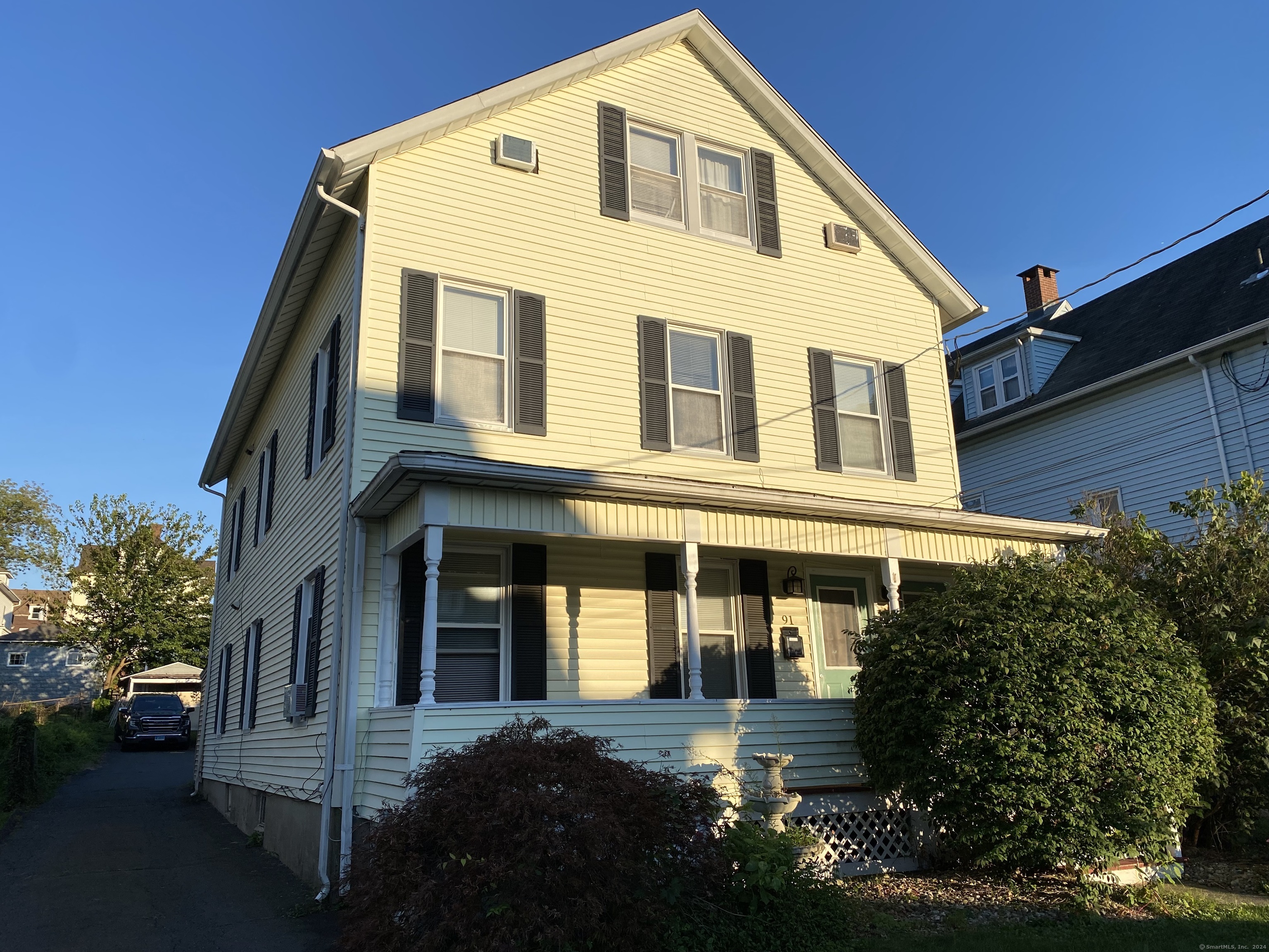 Orchard St, Wallingford, CT 06492