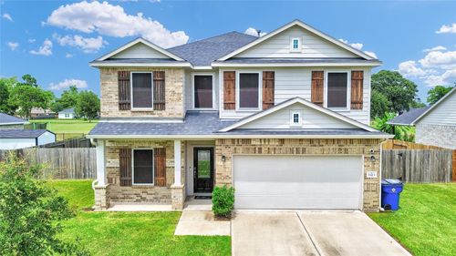 2423 Ridgewood Dr, West Columbia, TX, 77486-9851 | Card Image