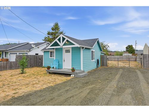 130 N 12th St, Lakeside, OR, 97449-8615 | Card Image