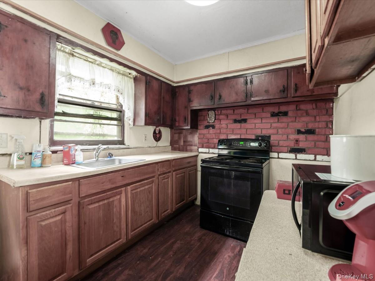 Residential in Islip 4