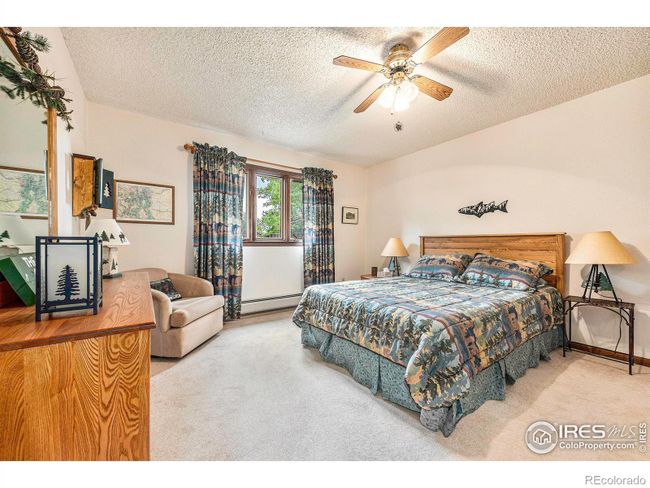 2nd Bedroom on Upper Level of 3 Bedroom Side | Image 22