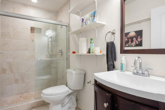 Full bath 2 | Image 12