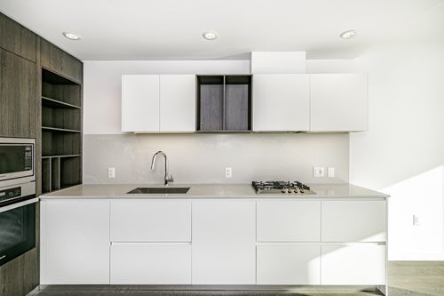 2xxx-6000 Mckay Avenue, Burnaby, BC, V5H0K2 | Card Image