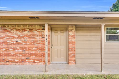 705 George Hopper Rd, Midlothian, TX, 76065-5516 | Card Image