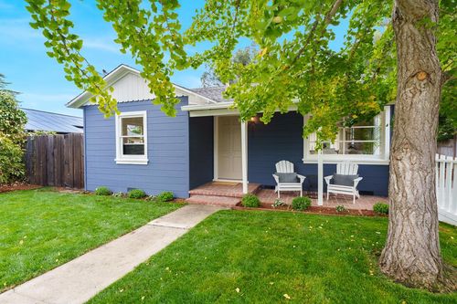 130 Darwin St, Santa Cruz, CA, 95062 | Card Image