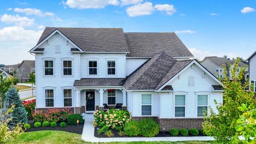 18998 Stonebluff Ln, Noblesville, IN, 46062-6154 | Card Image