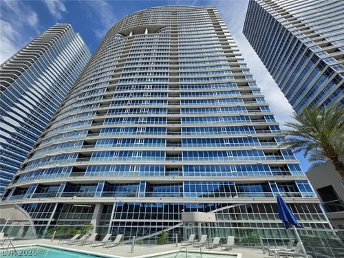 2807-4525 Dean Martin Dr, Las Vegas, NV, 89103-8120 | Card Image