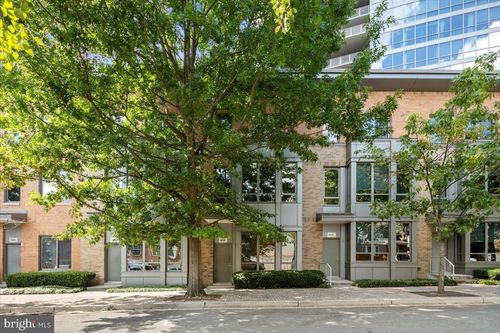th-4-1512 N Scott St, ARLINGTON, VA, 22209-2912 | Card Image