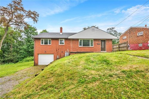 156 Greenwich Ave, Steubenville, OH, 43952-1031 | Card Image
