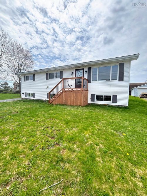 430 Old Sackville Road, Lower Sackville, NS, B4C2J9 | Card Image