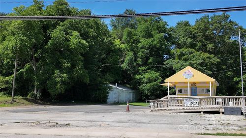 200 Dearborn St, Great Falls, SC, 29055-1513 | Card Image