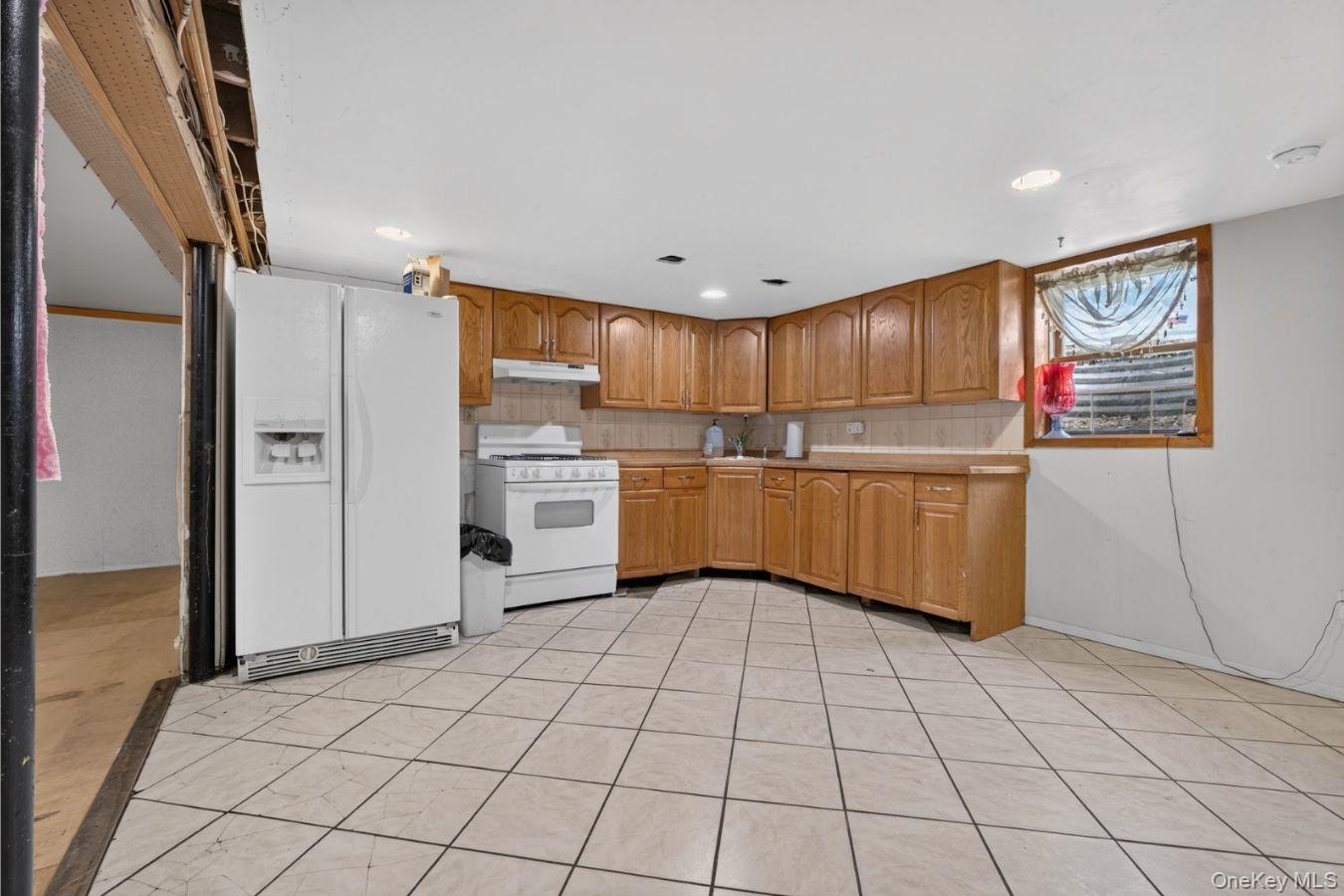 Residential in Islip 4