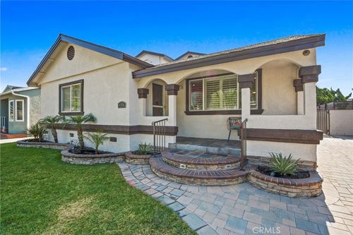 4340 Pixie Ave, Lakewood, CA, 90712-3714 | Card Image