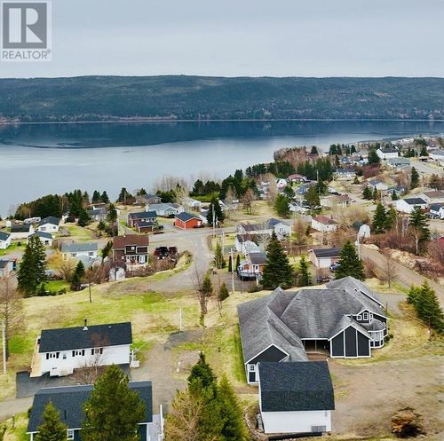 10 Hillcrest Road, King's Point, NL,  | Card Image