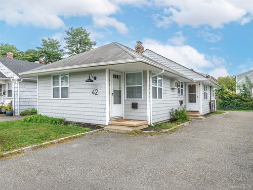 b-42 Firwood Road, North Hempstead, NY, 11050 | Card Image
