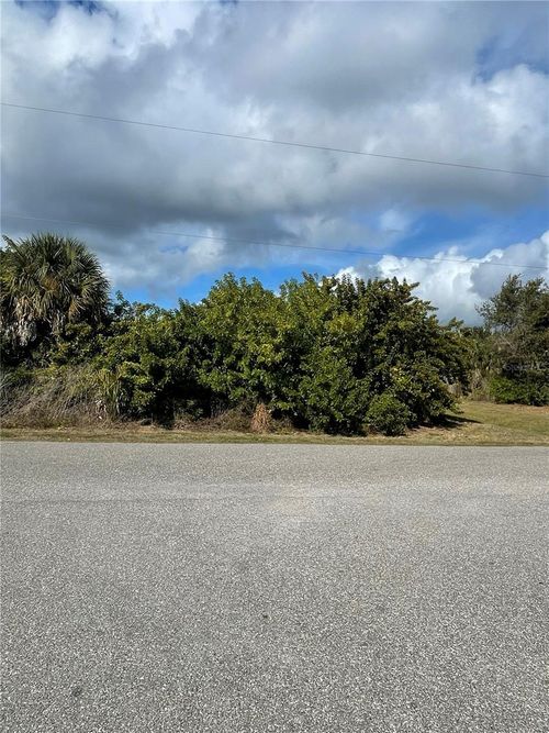 Lot# 33 Wawana Road, NORTH PORT, FL, 34287 | Card Image