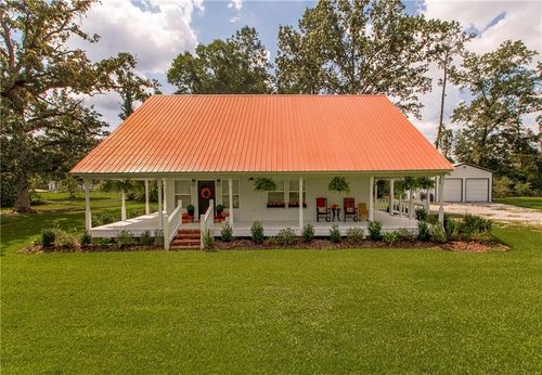 26267 Oliver Wheat Rd, Livingston, LA, 70754-3406 | Card Image