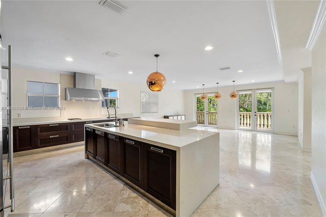 3545 E Fairview St, House other with 5 bedrooms, 6 bathrooms and null parking in Miami FL | Image 19