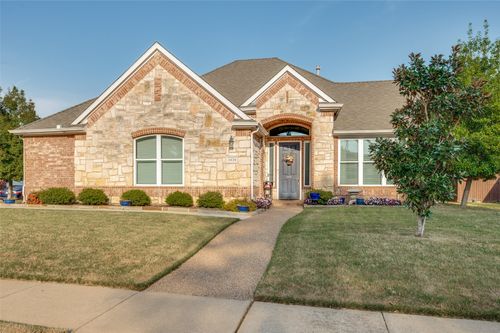 3424 Glenmoor Dr, Flower Mound, TX, 75022-2755 | Card Image
