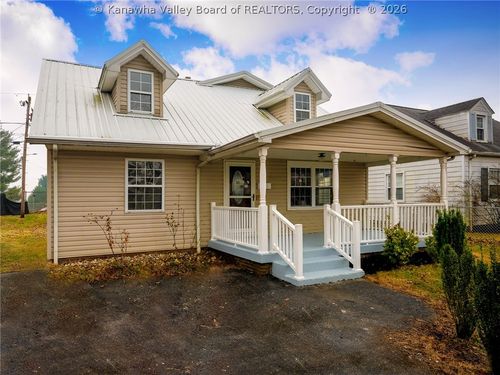 628 Carroll St, Saint Albans, WV, 25177-3149 | Card Image