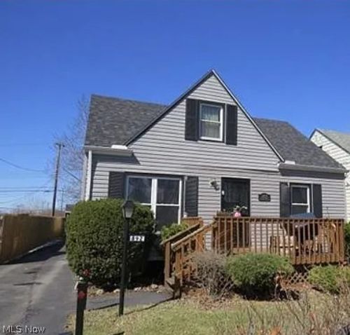 892 E 139th St, Cleveland, OH, 44110-2254 | Card Image