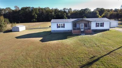 4915 Mingo Rd, House other with 3 bedrooms, 2 bathrooms and 2 parking in Belvidere TN | Image 2