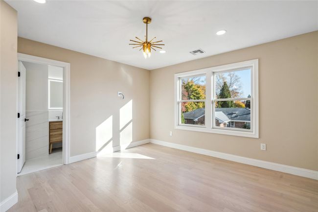 Photos are Samples of Builder's Workmanship | Image 4
