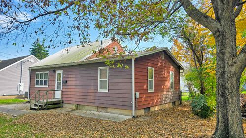 408 N Walnut Street, Shell Rock, IA, 50670 | Card Image