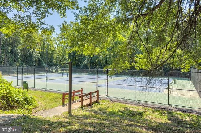 8801 Aquary Ct, House other with 5 bedrooms, 4 bathrooms and null parking in SPRINGFIELD VA | Image 62