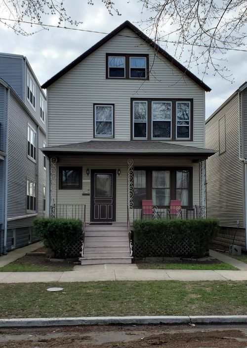 1-4116 Maplewood Ave, Chicago, IL, 60618-2821 | Card Image