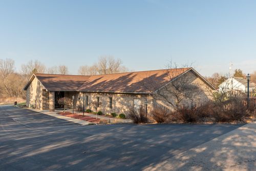 15800 Graves Road, Unadilla Township, MI, 48169 | Card Image