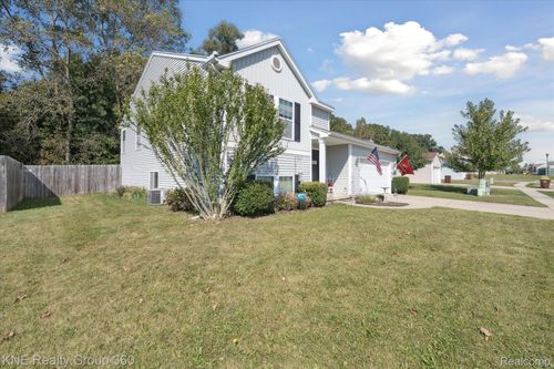 380 Spicetree Ln, Mason, MI, 48854-8334 | Card Image