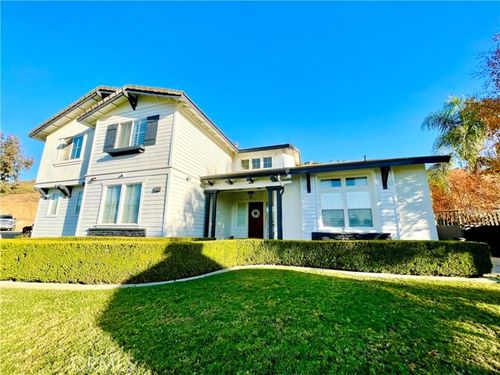 1204 Thoroughbred Ln, Norco, CA, 92860 | Card Image